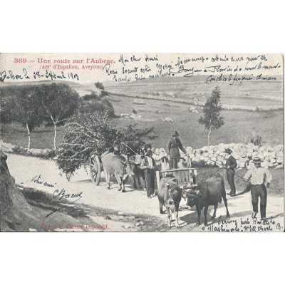 Une Route sur l'Aubrac vers 1900 